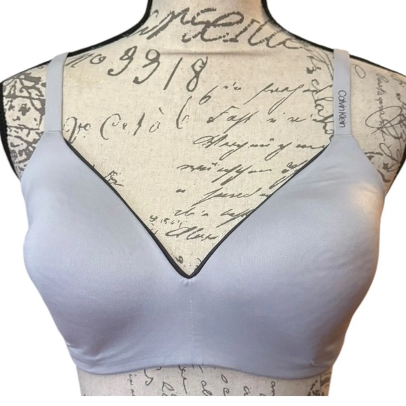 Calvin Klein Wire Free Bra - Picture 1 of 10